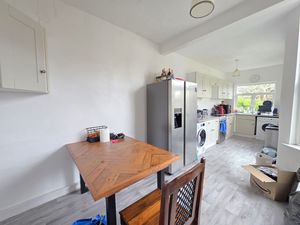 Kitchen/Diner- click for photo gallery